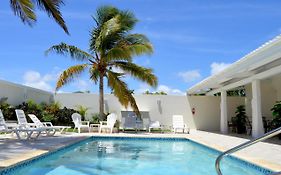 Yoyita Suites Aruba (Adults Only)